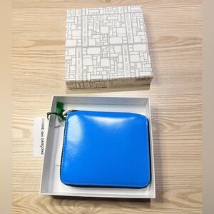 COMME des GARÇONS Super Fluo Zip-Around Wallet Blue 100% Goatskin Leather In Box
